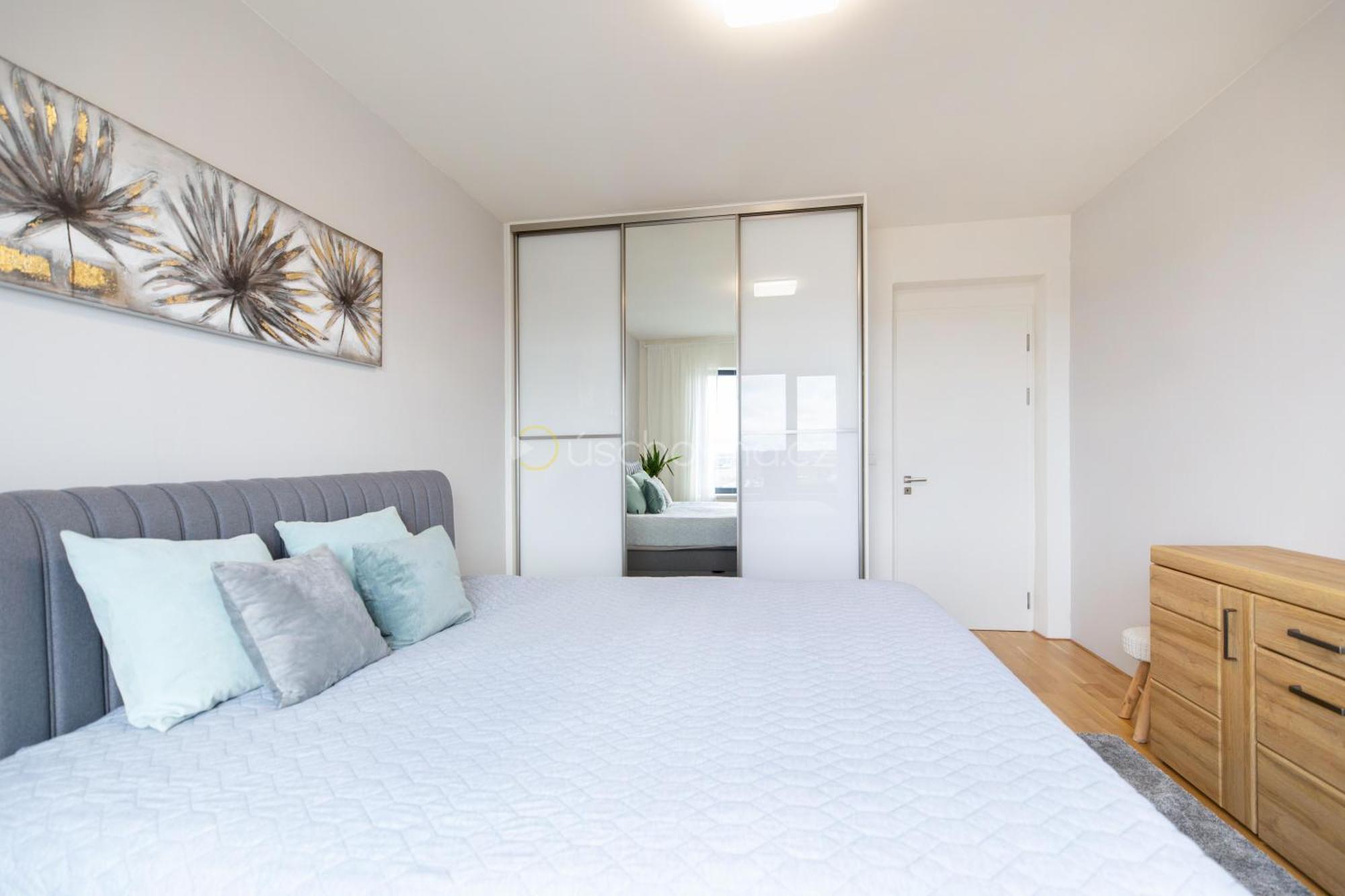Airport Luxury & Apartment Prag