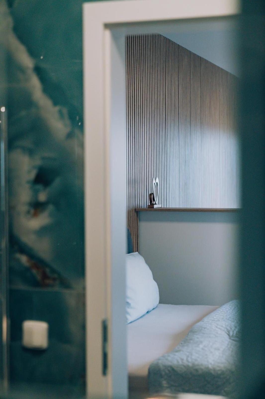 Airport Luxury & Apartment Prag